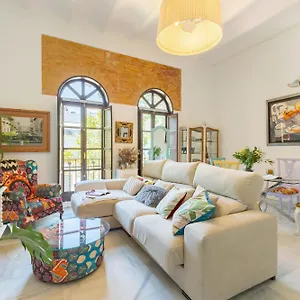 https://apt-charming-2-bedroom-with-private-terrace-at-city.es-andalucia.com